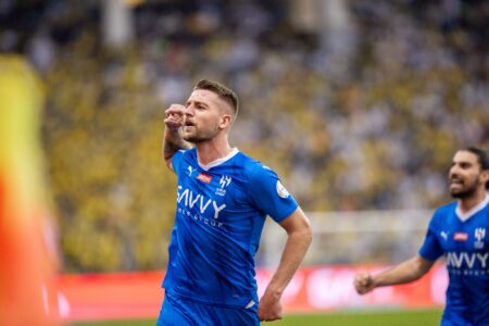 نجم الهلال يقرب نفسه من لاتسيو الإيطالي 