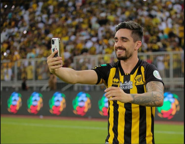 كورنادو يقترب من الرحيل عن الاتحاد والعودة إلى البرازيل