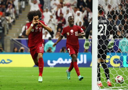أكرم عفيف - منتخب قطر