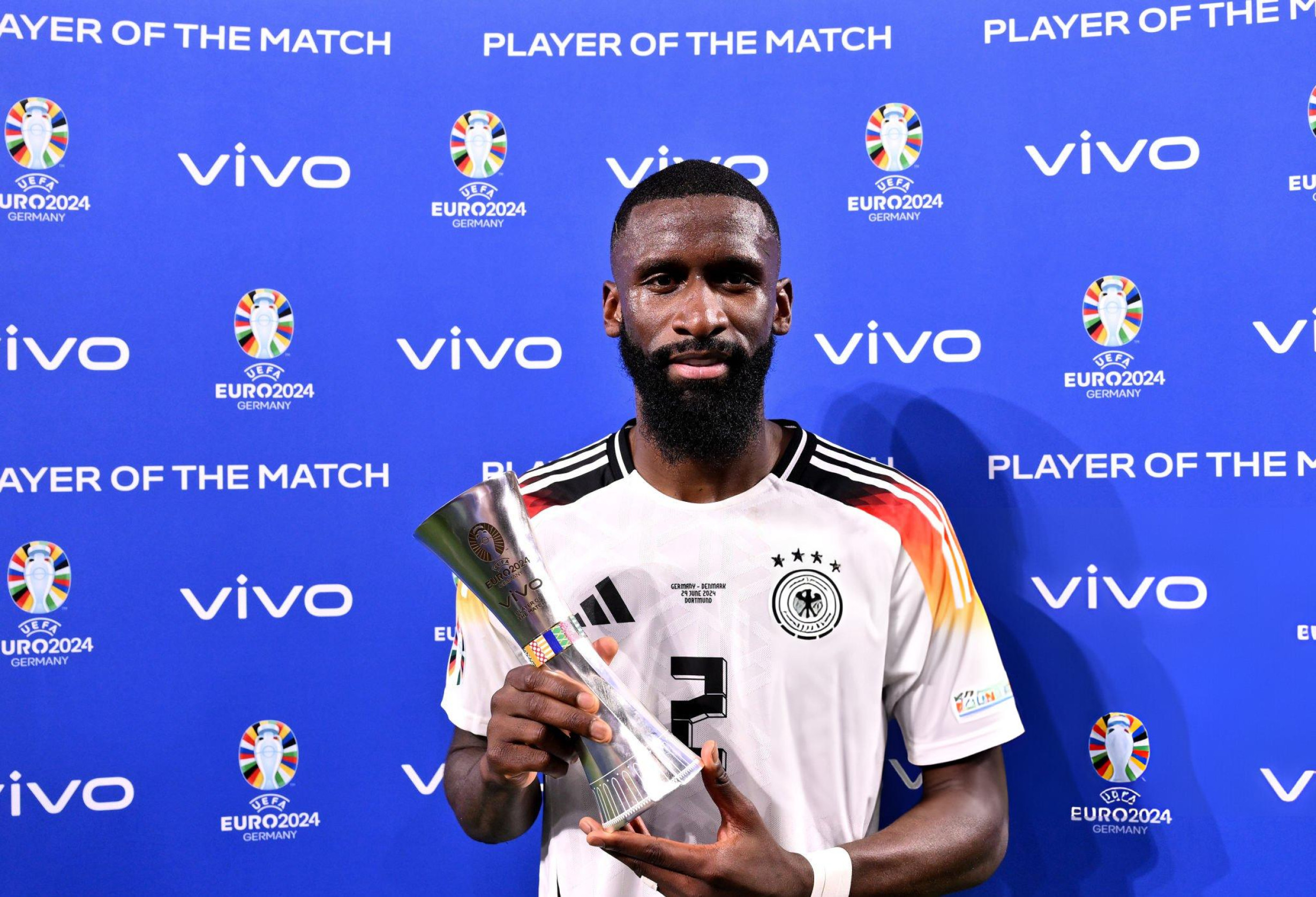 أنطونيو روديجير رجل مباراة ألمانيا ضد الدنمارك