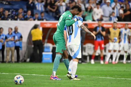 ليونيل ميسي - منتخب الأرجنتين - كوبا أمريكا 2024 إيميليانو مارتينيز