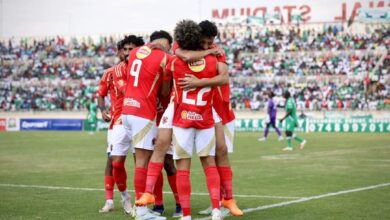 الهلال ضد العين