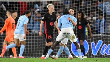 غيابات برشلونة