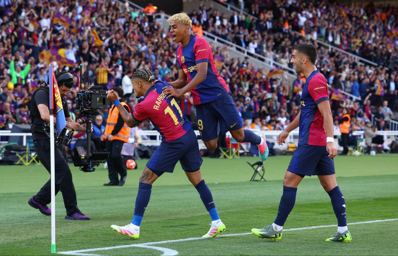 عدد بطولات برشلونة في الدوري الإسباني عبر تاريخه 