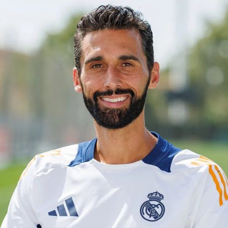 ألفارو أربيلوا
