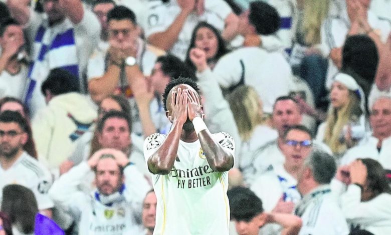 ألفارو بينيتو يُسلط الضوء على أزمات ريال مدريد: صعوبة الفهم