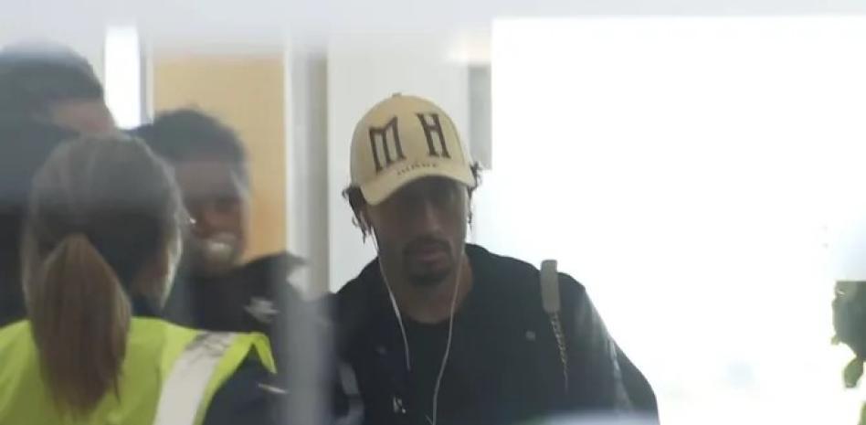 رافينيا يُساند برشلونة في معركة التأهل أمام أتلتيكو مدريد