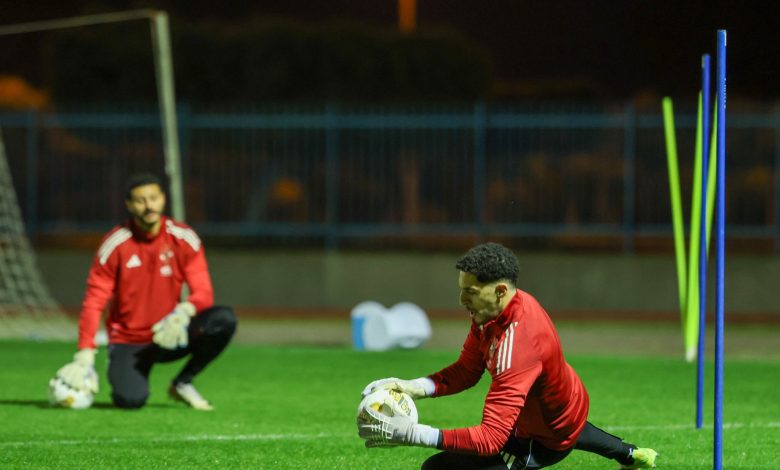 محمد الشناوي: تأكيد استمرار اللاعب ومصطفى شوبير قبل مواجهة بيراميدز