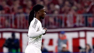 كامافينجا في وضع حرج بعد طرده أمام بايرن ميونخ.. هل يعيد تألقه؟