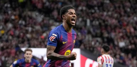 راشفورد يُحسم مصيره بعد تجميد استمراره مع برشلونة