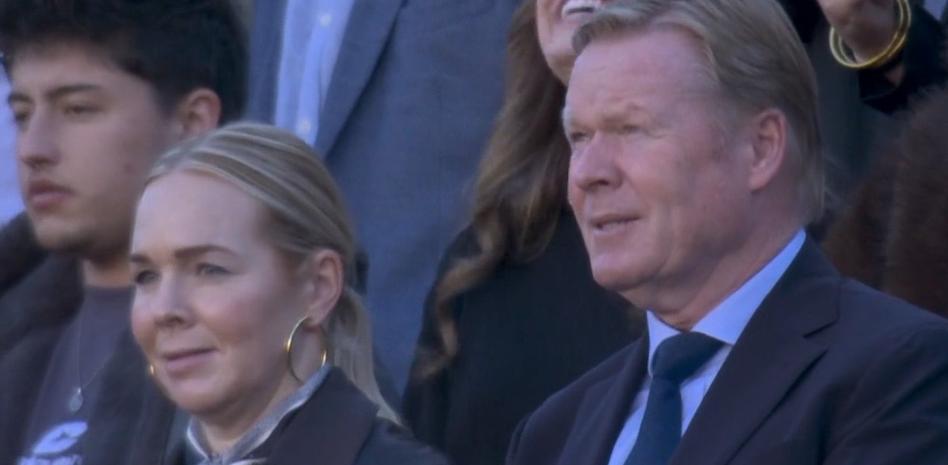 كومان ينصح برشلونة بالتعاقد مع سميت كخليط فريد من دي يونغ وبيدري