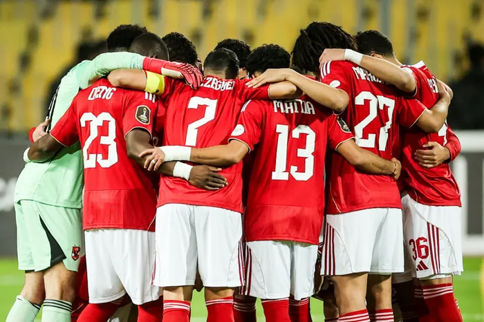 مفاوضات مكثفة بين الأهلي ونجمه السابق.. والراتب يحسم مصير العودة