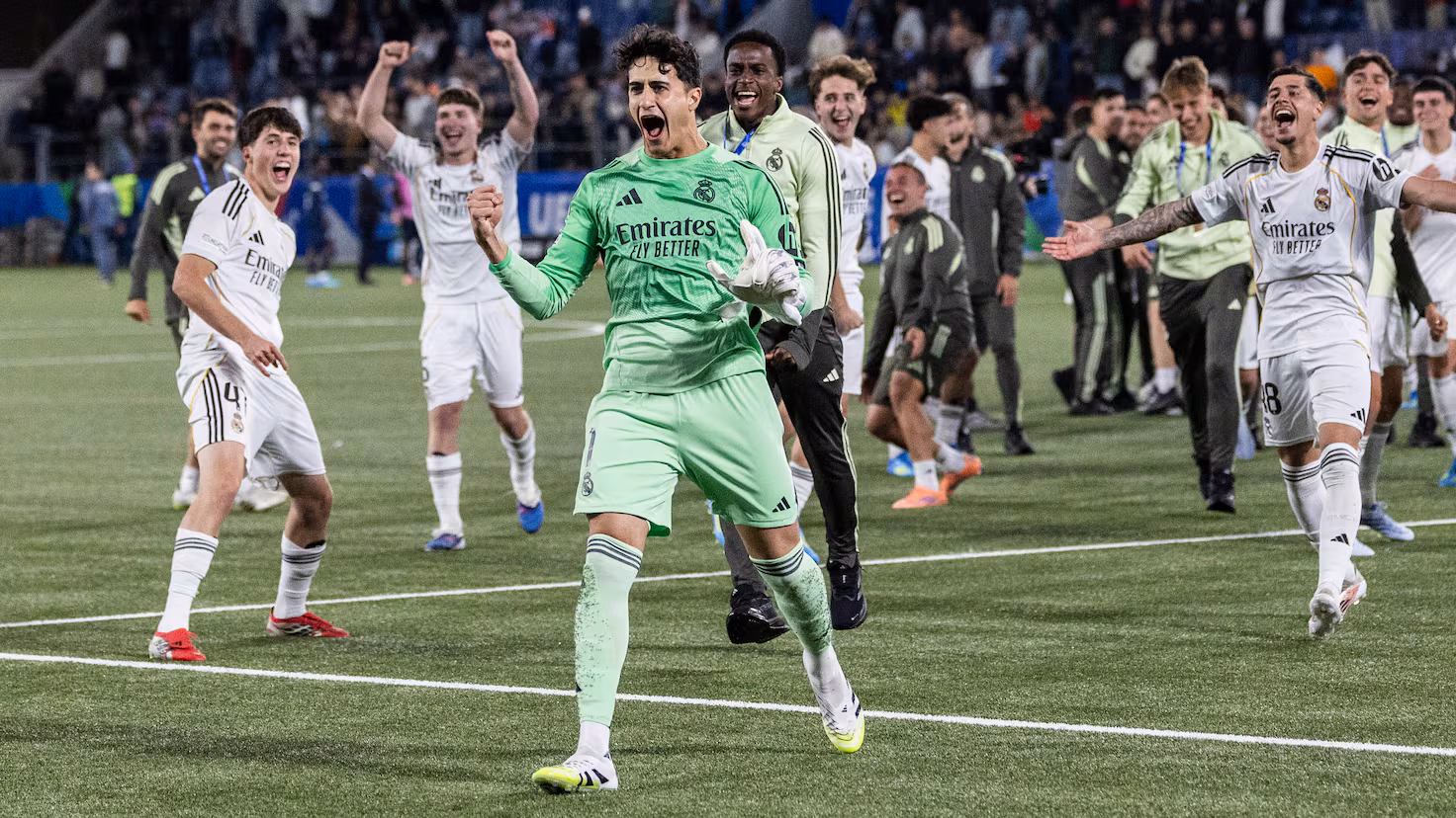 خافي نافارو يُبهر ريال مدريد ويتلقى تهنئة خاصة من كورتوا