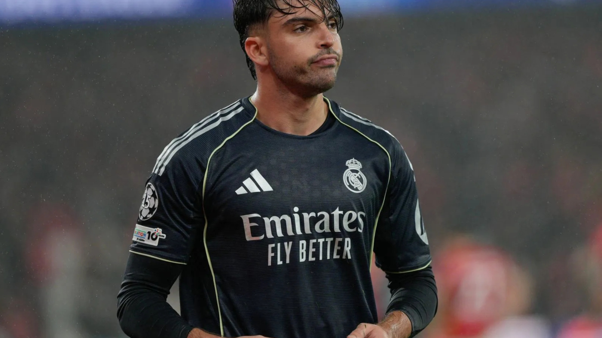 ريال مدريد يفقد المدافع الشاب أسينسيو قبل مواجهة ألافيس