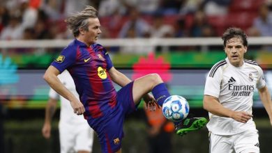 كوكو يُثني على دي يونغ: ملفه مثالي لبرشلونة وقد يتخطى رقميه