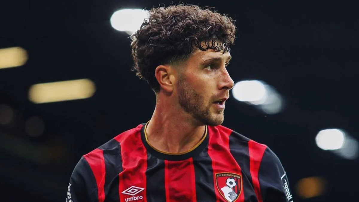 برشلونة يُغلق ملف المدافع ماركوس سينيسي ويستعد لتعاقدات جديدة