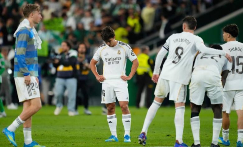 انتقادات دافيد سانشيز لريال مدريد وأربيلوا