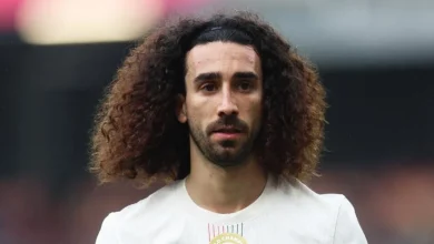 مارك كوكوريّا يفتح باب العودة إلى برشلونة بعد تراجع أوضاعه في تشيلسي