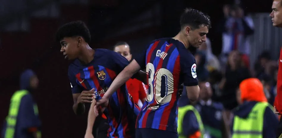 لامين يامال: ثلاث سنوات منذ أول ظهور تاريخي في برشلونة