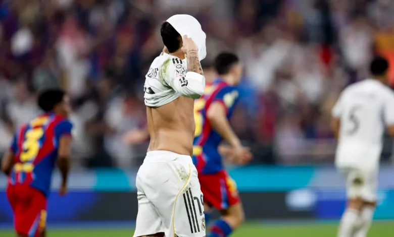 برشلونة يستعد للكلاسيكو ضد ريال مدريد: الموعد والقنوات الناقلة