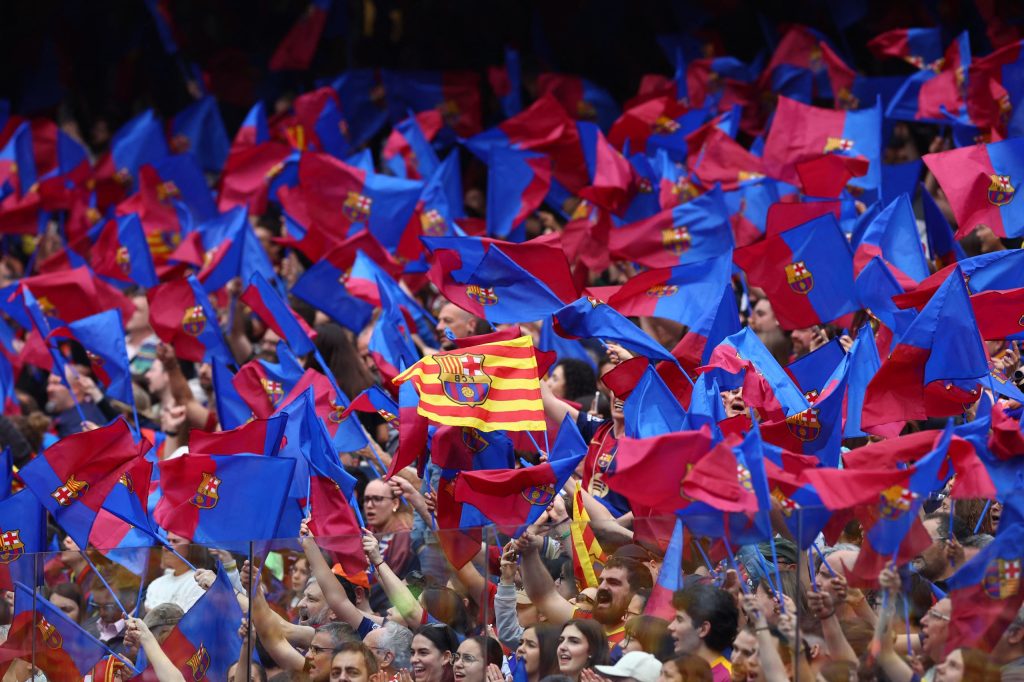 برشلونة يُحقق طموحاته المالية في الكلاسيكو أمام ريال مدريد
