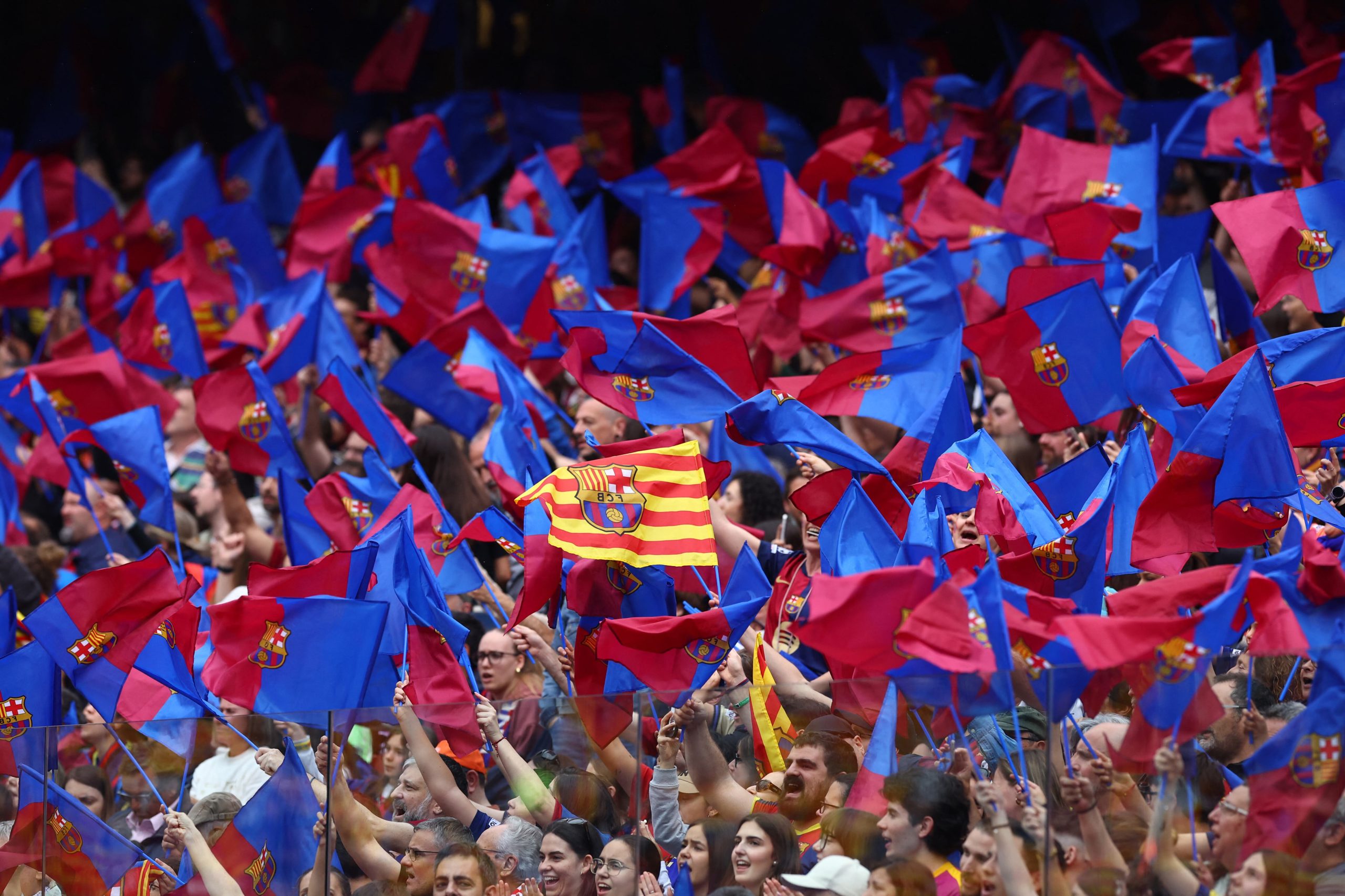 برشلونة يُحقق طموحاته المالية في الكلاسيكو أمام ريال مدريد