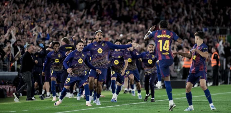 برشلونة يسعى لتحقيق 100 نقطة و100 هدف بعد حسم الدوري
