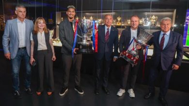 برشلونة يُضيف لقبين جديدين ويؤكد تجديد عقد فليك حتى 2028