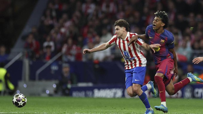ديكو يُظهر خط الهجوم المُرتقب لبرشلونة ويُزامل غوردون وألفاريز