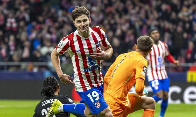 برشلونة يُقدم عرضاً ضخماً بقيمة 100 مليون يورو لخوليان ألفاريز