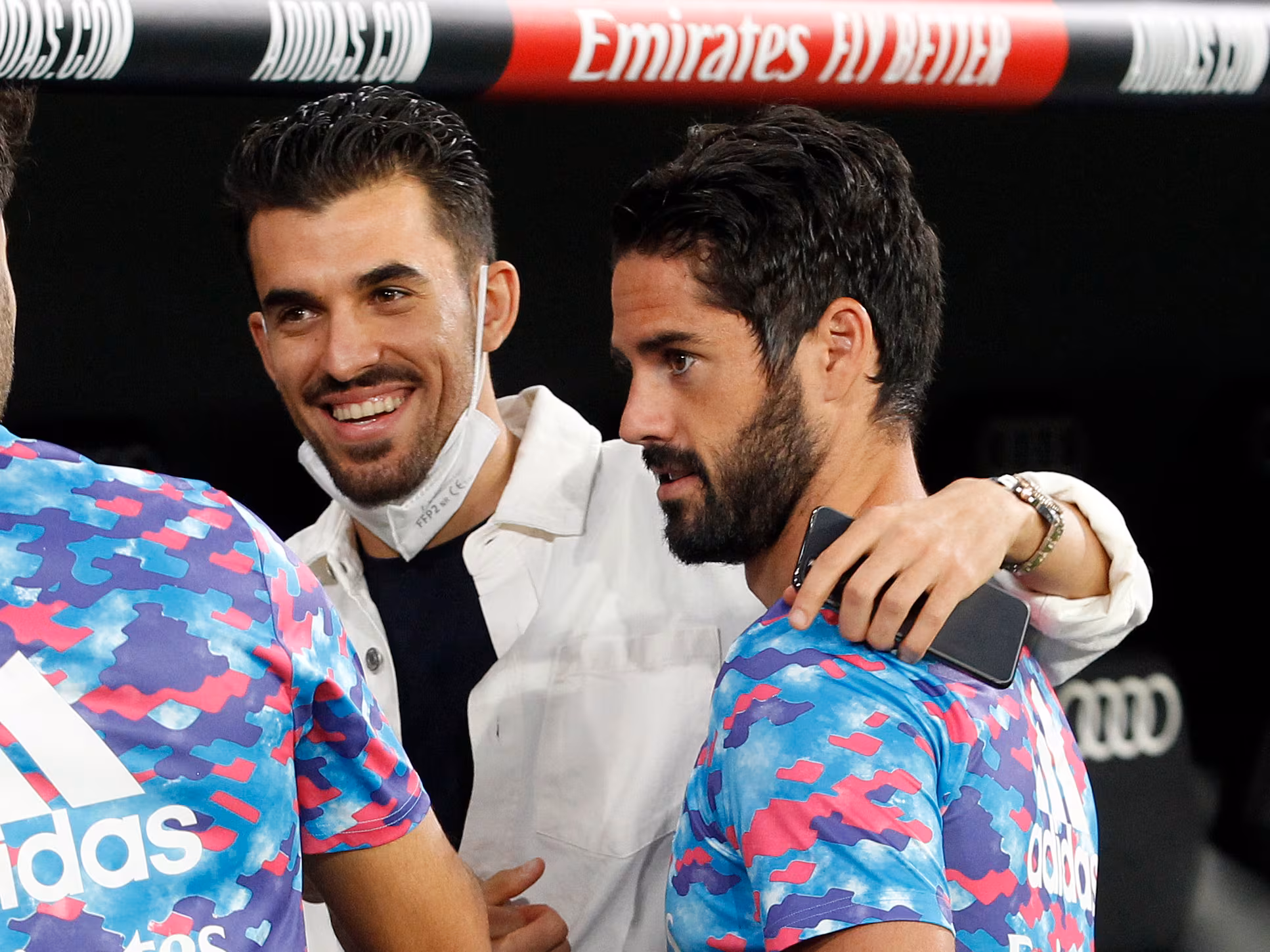إيسكو يُكذّب شائعة حول سيبايوس وسط غموض مستقبله مع ريال مدريد
