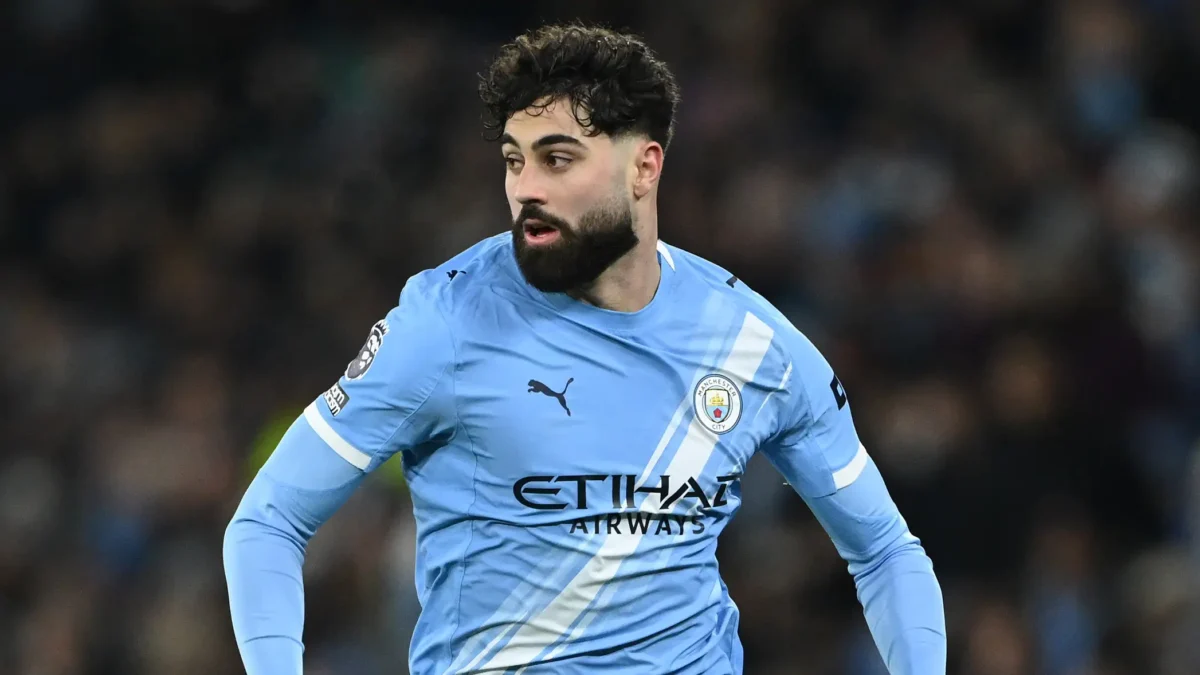 غفارديول يُحسم تجديد عقده مع مانشستر سيتي وسط اهتمام أوروبي كبير