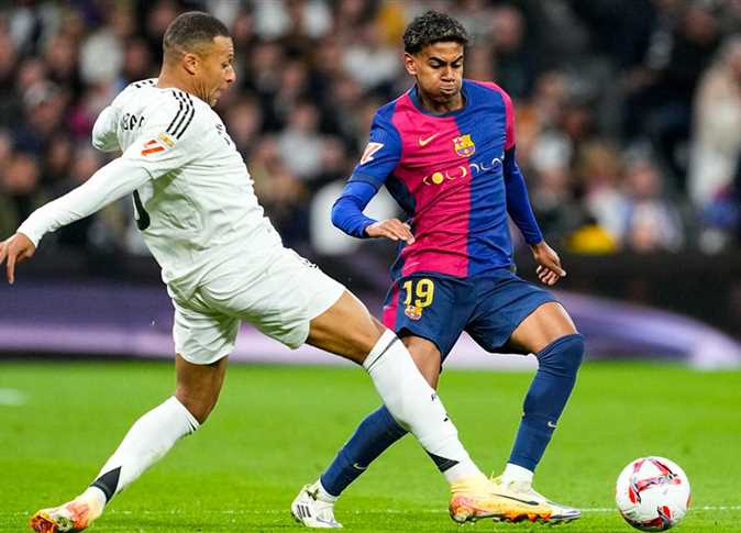 بث مباشر بي إن سبورت.. مشاهدة مباراة برشلونة وريال مدريد الآن في الدوري الإسباني