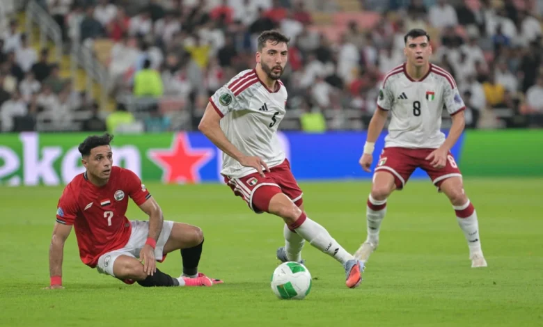 الإمارات ضد عمان