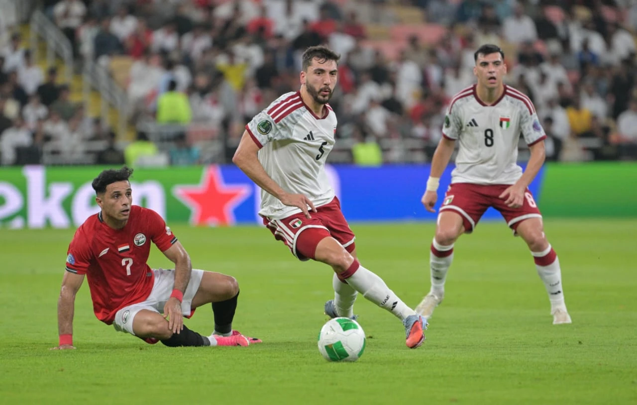 الإمارات ضد عمان