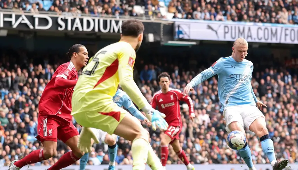 ليفربول ضد مان سيتي