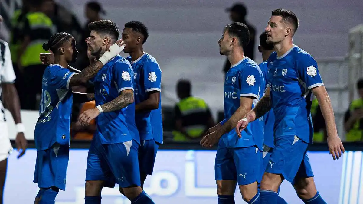 الهلال